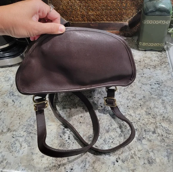 Coach Vintage Turn Lock Leather Backpack - Picture 11 of 16